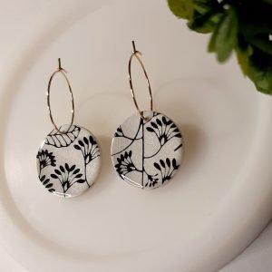 White flower print dangle