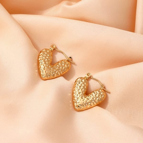 Lilly Heart Earrings - Image 2